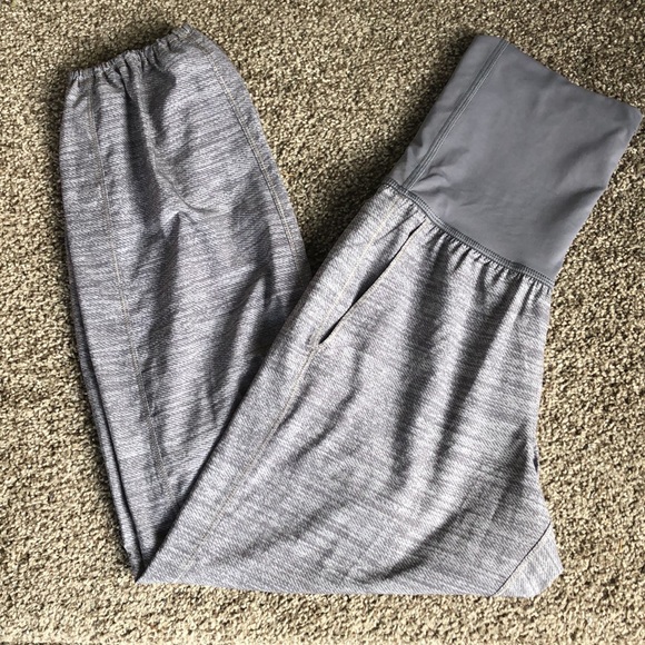 Lululemon joggers euc - Picture 4 of 11